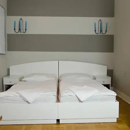 Hotel City