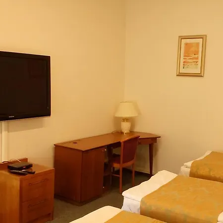 Hotel City