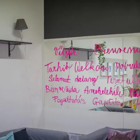 Ξενοδοχείο City *